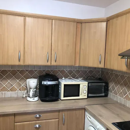 Dans Grande Maison Prive Climatise 公寓